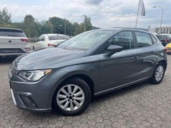 Grau Gebraucht 2018 Seat Ibiza Reference Limousine | 9.790 € (Fairer Preis)