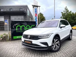 Weiß Gebraucht 2023 VW Tiguan Move SUV | 23.800 € (Guter Preis)