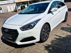 Schwarz Gebraucht 2017 Hyundai i40 Kombi | 11.500 € (Etwas zu teuer)