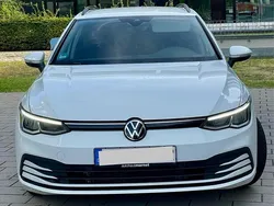 Weiß Gebraucht 2021 VW Golf VIII Kombi | 18.200 € (Fairer Preis)