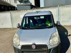 Silber Gebraucht 2011 Fiat Doblò Van / Kleinbus | 3.800 €