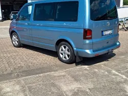 Blau Gebraucht 2007 VW T5 Van | 17.000 € (Teuer)
