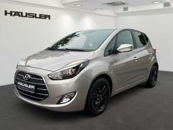 Silber Gebraucht 2018 Hyundai ix20 Style Van / Kleinbus | 12.490 € (Fairer Preis)