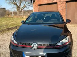 Grau Gebraucht 2016 VW Golf VII GTI Kleinwagen | 17.900 € (Fairer Preis)
