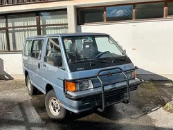 Blau Gebraucht 1989 Mitsubishi L300 Van / Kleinbus | 8.800 €