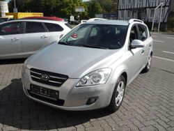Kirunasilber met. Gebraucht 2008 Kia Ceed Sportswagon LX Kombi | 2.450 €