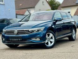 Blau Gebraucht 2020 VW Passat Elegance Kombi | 21.990 € (Fairer Preis)