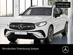Weiß Gebraucht 2024 Mercedes GLC200 AMG SUV | 47.990 € (Guter Preis)