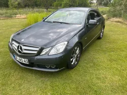 Grau Gebraucht 2010 Mercedes E200 Coupé | 7.990 € (Superpreis)