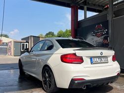 Weiß Gebraucht 2017 BMW 218 M Sport Coupé | 19.000 € (Fairer Preis)