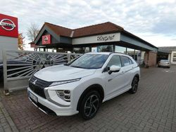 Titanweiss (d) Gebraucht 2024 Mitsubishi Eclipse Plus SUV | 32.990 €