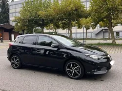 Schwarz Gebraucht 2018 Toyota Auris Hybrid Edition-S Limousine | 15.000 € (Fairer Preis)