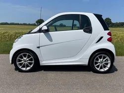 Weiß Gebraucht 2014 Smart ForTwo Coupé Kleinwagen | 4.200 € (Guter Preis)