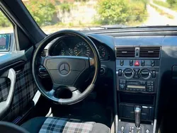 Schwarz Gebraucht 1997 Mercedes C200 Limousine | 7.000 €
