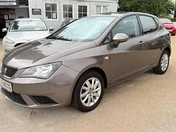 Grau Gebraucht 2015 Seat Ibiza Style Limousine | 5.899 € (Fairer Preis)