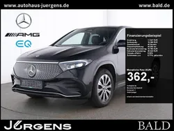 Kosmosschwarz metallic Gebraucht 2024 Mercedes EQA250+ AMG SUV | 38.490 € (Fairer Preis)