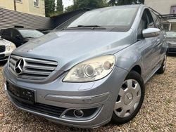 Blau Gebraucht 2006 Mercedes B200 Van / Kleinbus | 4.990 € (Fairer Preis)