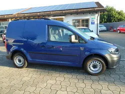 Blau Gebraucht 2018 VW Caddy Van / Kleinbus | 14.990 € (Guter Preis)