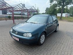 Grau Gebraucht 2002 VW Golf IV Limousine | 1.990 € (Fairer Preis)