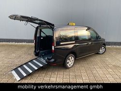 Schwarz Gebraucht 2022 VW Caddy Maxi Van / Kleinbus | 51.969 €