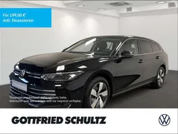 Grenadillschwarz metallic Gebraucht 2024 VW Passat Business Kombi | 31.990 €