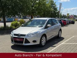 Silber Gebraucht 2012 Ford Focus Trend Limousine | 9.976 € (Teuer)