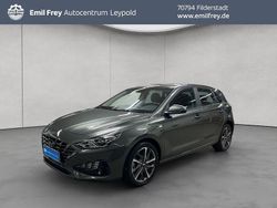 Grau Gebraucht 2023 Hyundai i30 Pure Limousine | 16.890 € (Fairer Preis)