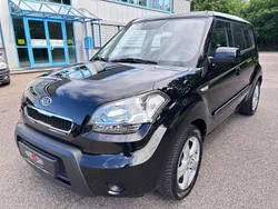 Schwarz Gebraucht 2011 Kia Soul 4 SUV | 6.999 € (Fairer Preis)