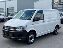 Candyweiss Gebraucht 2019 VW Transporter Van | 17.990 €