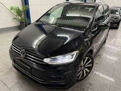 Schwarz Gebraucht 2016 VW Touran R-line Van / Kleinbus | 17.790 € (Fairer Preis)