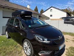 Braun Gebraucht 2017 Opel Zafira Van / Kleinbus | 13.480 € (Fairer Preis)