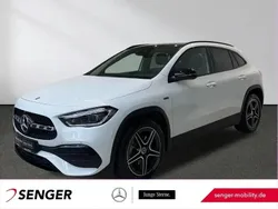 Weiß Gebraucht 2021 Mercedes GLA250 AMG SUV | 36.790 € (Fairer Preis)