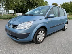 Andere farben Gebraucht 2006 Renault Mégane II Limousine | 1.690 €