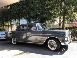 Grau Gebraucht 1964 Mercedes 190 Limousine | 12.900 €