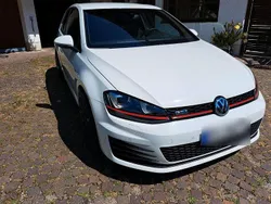 Weiß Gebraucht 2014 VW Golf VII GTI Limousine | 16.000 € (Fairer Preis)