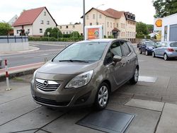 Braun Gebraucht 2012 Opel Meriva Van / Kleinbus | 3.499 € (Guter Preis)