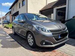 Grau Gebraucht 2019 Peugeot 208 Active Kleinwagen | 8.888 € (Guter Preis)