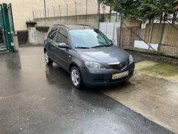 Grau Gebraucht 2004 Mazda 2 Active Van / Kleinbus | 2.500 € (Fairer Preis)