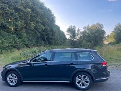 Grau Gebraucht 2017 VW Passat Alltrack Kombi | 13.500 €