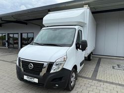 Weiss Gebraucht 2023 Nissan Interstar Van | 29.980 € (Teuer)