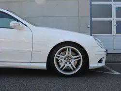 Weiß Gebraucht 2006 Mercedes CLK55 AMG AMG Cabrio | 39.500 €