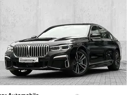 Schwarz Gebraucht 2022 BMW 745e M Sport Limousine | 52.480 €