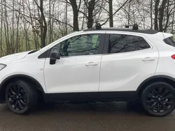 Weiß Gebraucht 2016 Opel Mokka X Edition SUV | 11.450 € (Etwas zu teuer)