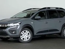Grau / urbangrau Neu 2024 Dacia Jogger Expression Van / Kleinbus | 22.295 € (Fairer Preis)