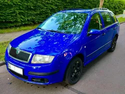 Blau Gebraucht 2007 Skoda Fabia Classic Kombi | 2.000 € (Guter Preis)