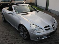 Silber (metallic) Gebraucht 2008 Mercedes SLK200 Sport Edition Cabrio | 9.999 € (Fairer Preis)
