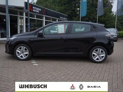 Schwarz Neu 2025 Renault Clio V Evolution Limousine | 17.990 € (Fairer Preis)