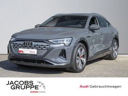 Grau Gebraucht 2023 Audi Q8 e-tron Advanced SUV | 53.480 € (Fairer Preis)