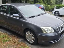 Grau Gebraucht 2005 Toyota Avensis Limousine | 3.500 € (Guter Preis)