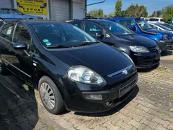 Colore esterno Gebraucht 2011 Fiat Punto Dynamic Kleinwagen | 1.800 € (Fairer Preis)